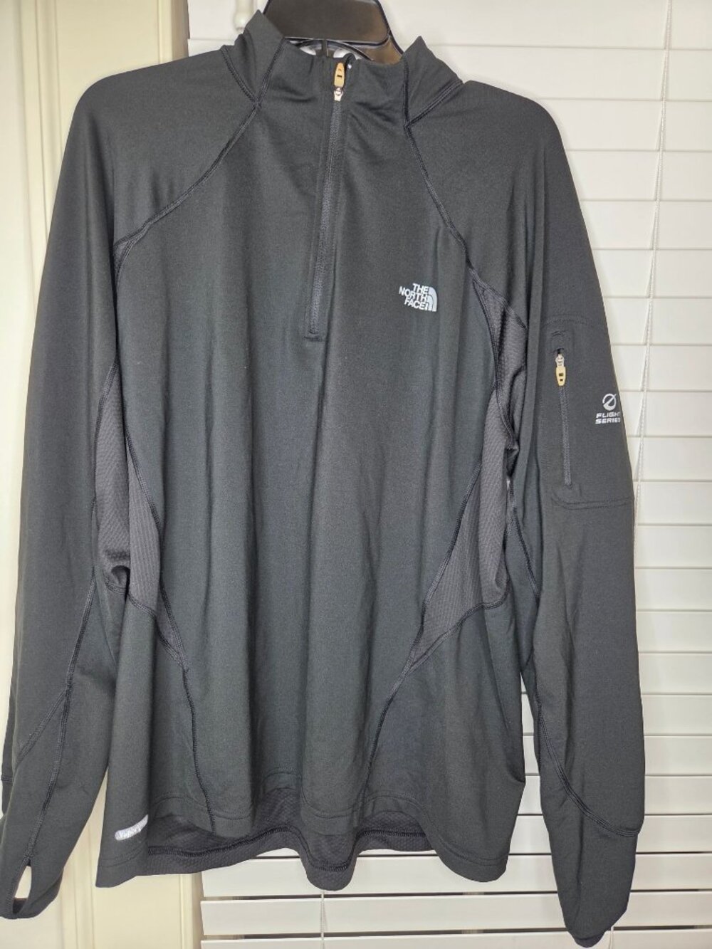 The North Face Mens Flight Series VaporWick Black Half-Zip Pullover XL